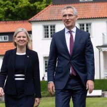 La OTAN aplaude los pasos de Suecia para atender las demandas de Turquía y desbloquear su adhesión