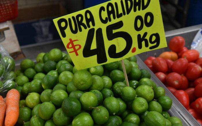 Inflación sigue golpeando a mexicanos; llega a 5.57% anual en julio