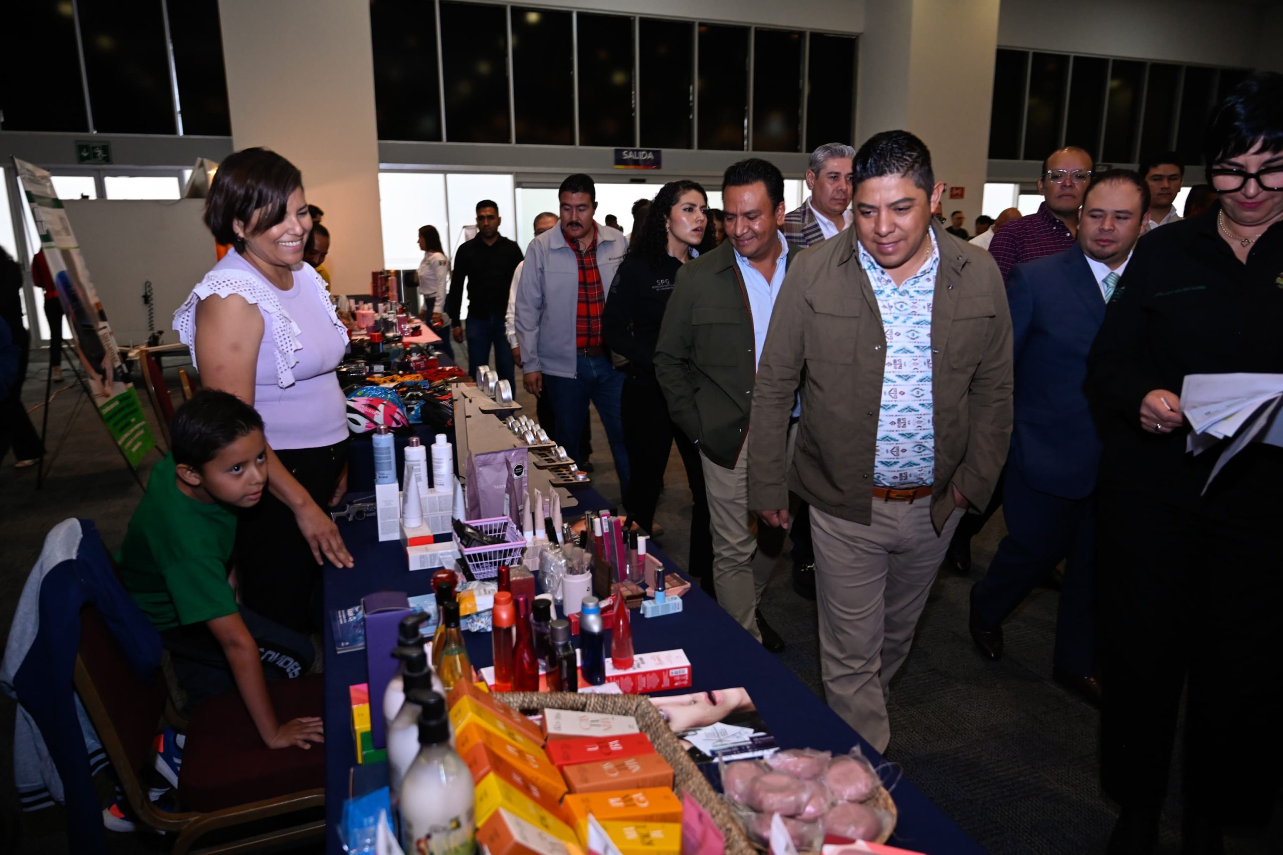 EMPRENDEDORES AGRADECEN APOYO EN CRÉDITOS DEL SIFIDE