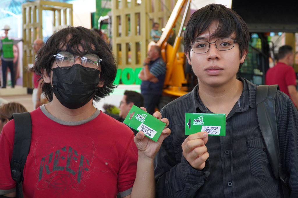 BRINDAN MÁS APOYO Y ORIENTACIÓN A LA JUVENTUD EN MÓDULO DE LA FENAPO