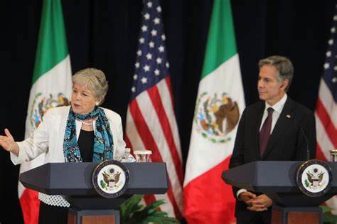 Blinken dialoga con la canciller de México, Alicia Bárcena, sobre la crisis política en Venezuela