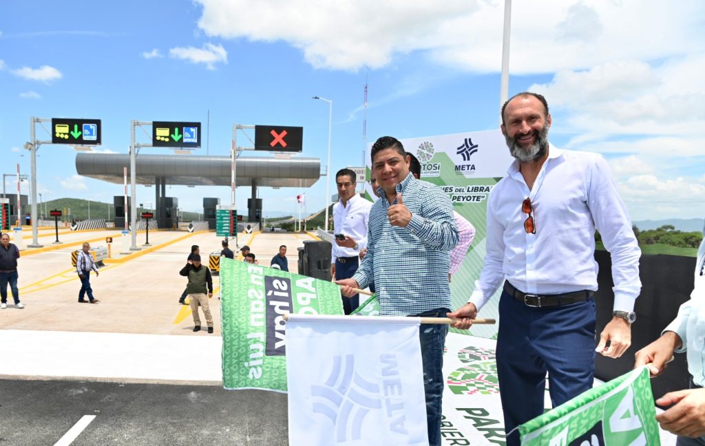 RICARDO GALLARDO PONE EN OPERACIÓN PRIMER TRAMO DE NUEVA AUTOPISTA A MATEHUALA