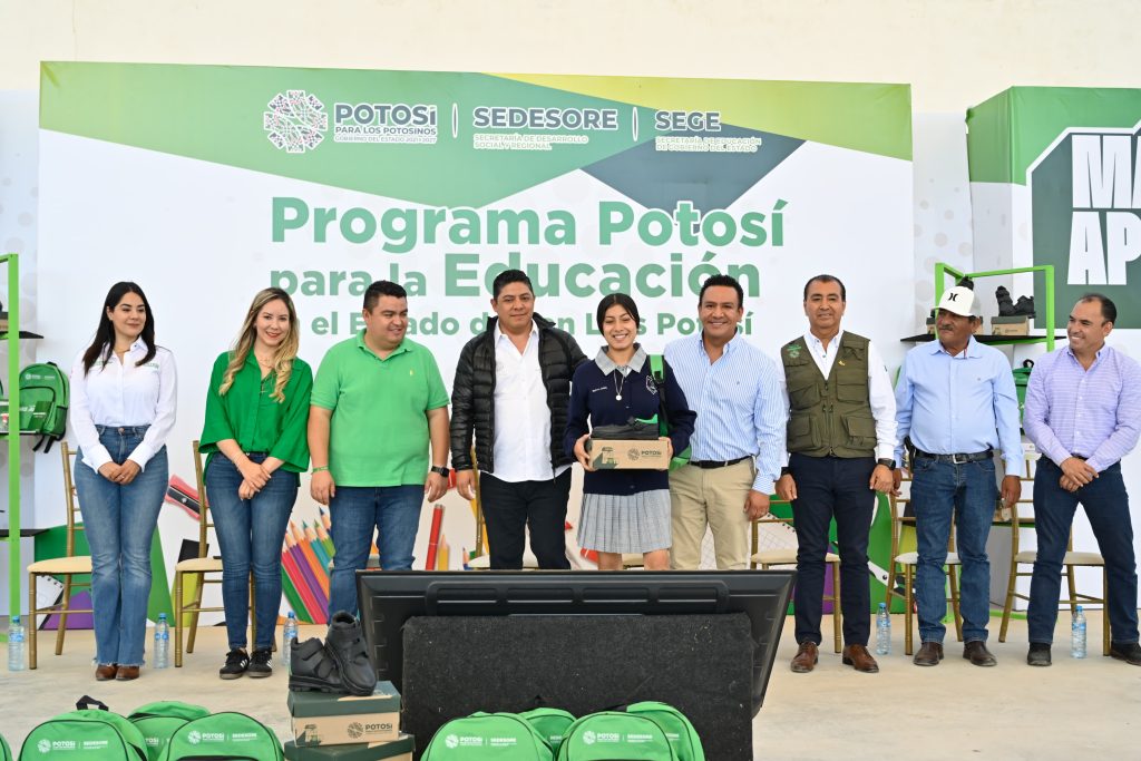 MÁS APOYO A ESTUDIANTES CONTRIBUYE A LA TRANSFORMACIÓN DE SLP: RICARDO GALLARDO