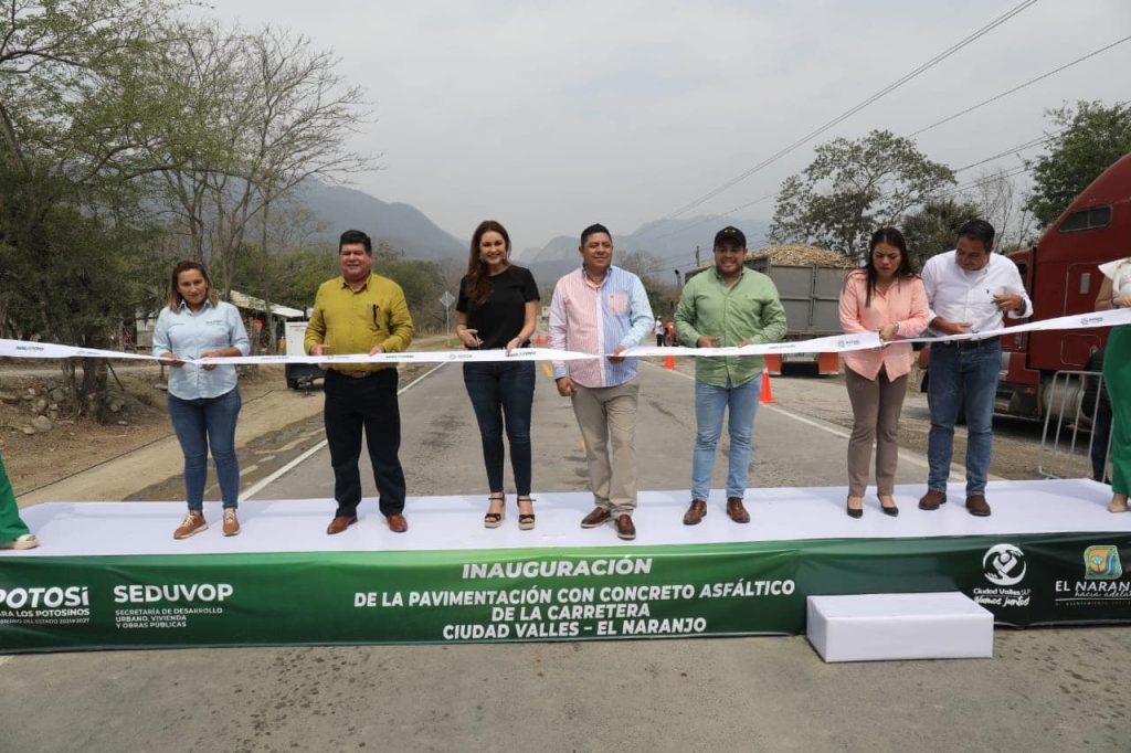 GOBIERNO ESTATAL MODERNIZA RED DE CAMINOS Y CARRETERAS EN LA HUASTECA