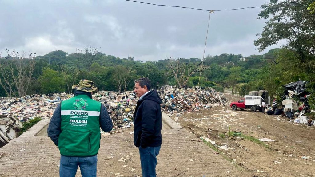 EL ESTADO Y MUNICIPIO COORDINARÁN SOLUCIÓN INTEGRAL A TIRADERO CLANDESTINO EN AXTLA