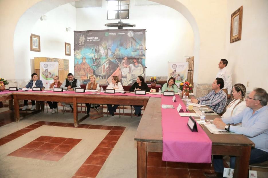 Comisión de Fomento al Turismo aprueba reforma sobre enoturismo