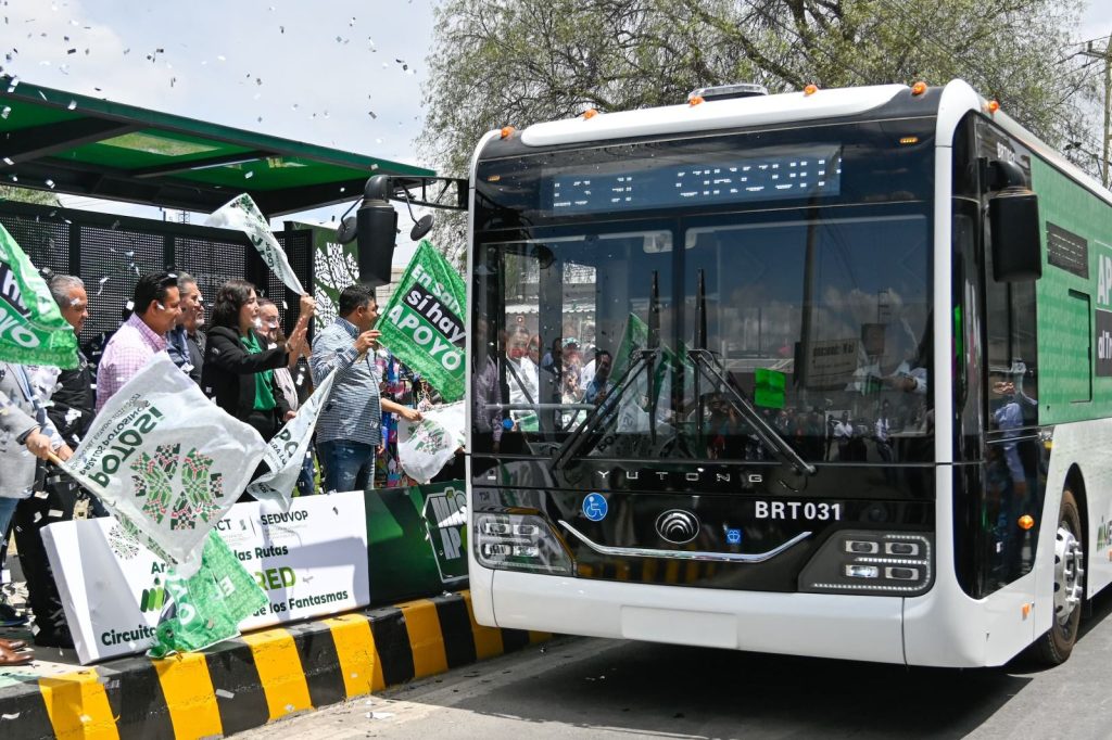 RICARDO GALLARDO DEFINE LAS NUEVAS RUTAS DE METRORED EN VALLES Y RIOVERDE