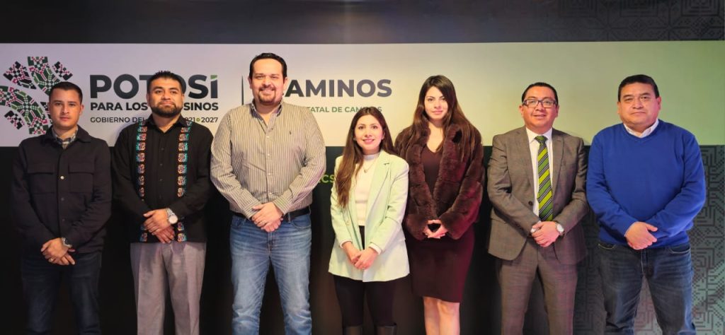 EVALÚA EJECUTIVO ESTATAL AVANCE DE OBRAS CARRETERAS DE LA JEC