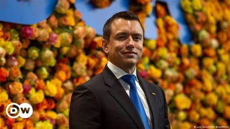 Ecuador: Noboa denuncia “irregularidades” en elecciones