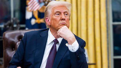 Trump puede poner fin a programa que protegía de deportación a cubanos, venezolanos y otros inmigrantes, dice Corte Suprema