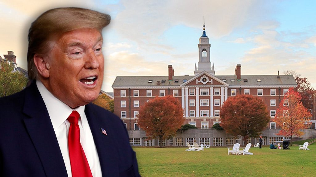 El Gobierno de Trump prohíbe a Harvard matricular a estudiantes internacionales