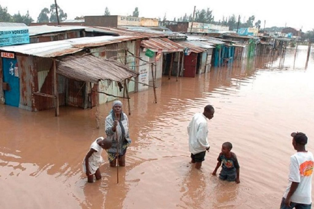 Al menos 57 muertos por graves inundaciones en Sudáfrica