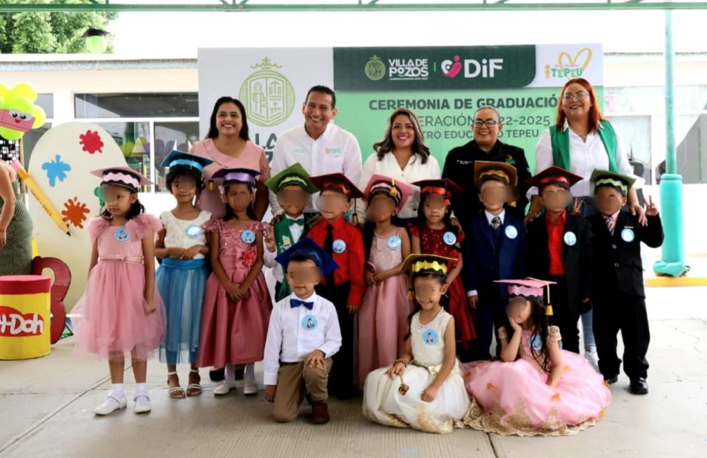 PEQUEÑOS DEL TEPEU SE GRADUAN DEL PREESCOLAR