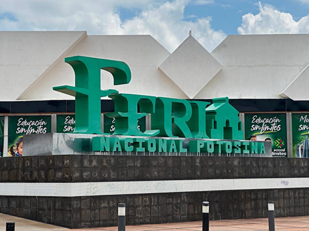 LEGALIDAD Y ORDEN GARANTIZAN FUNCIONAMIENTO DE LA FENAPO