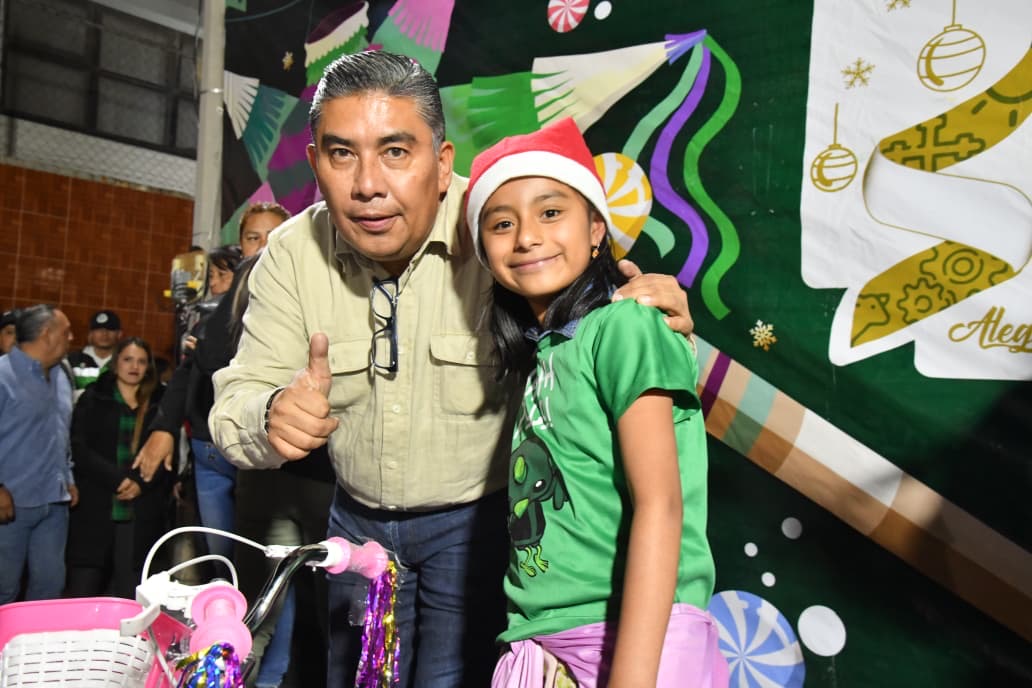 POSADAS NAVIDEÑAS SIGUEN LLENADO HOGARES SOLEDENSES DE ALEGRÍA, PAZ Y REGALOS