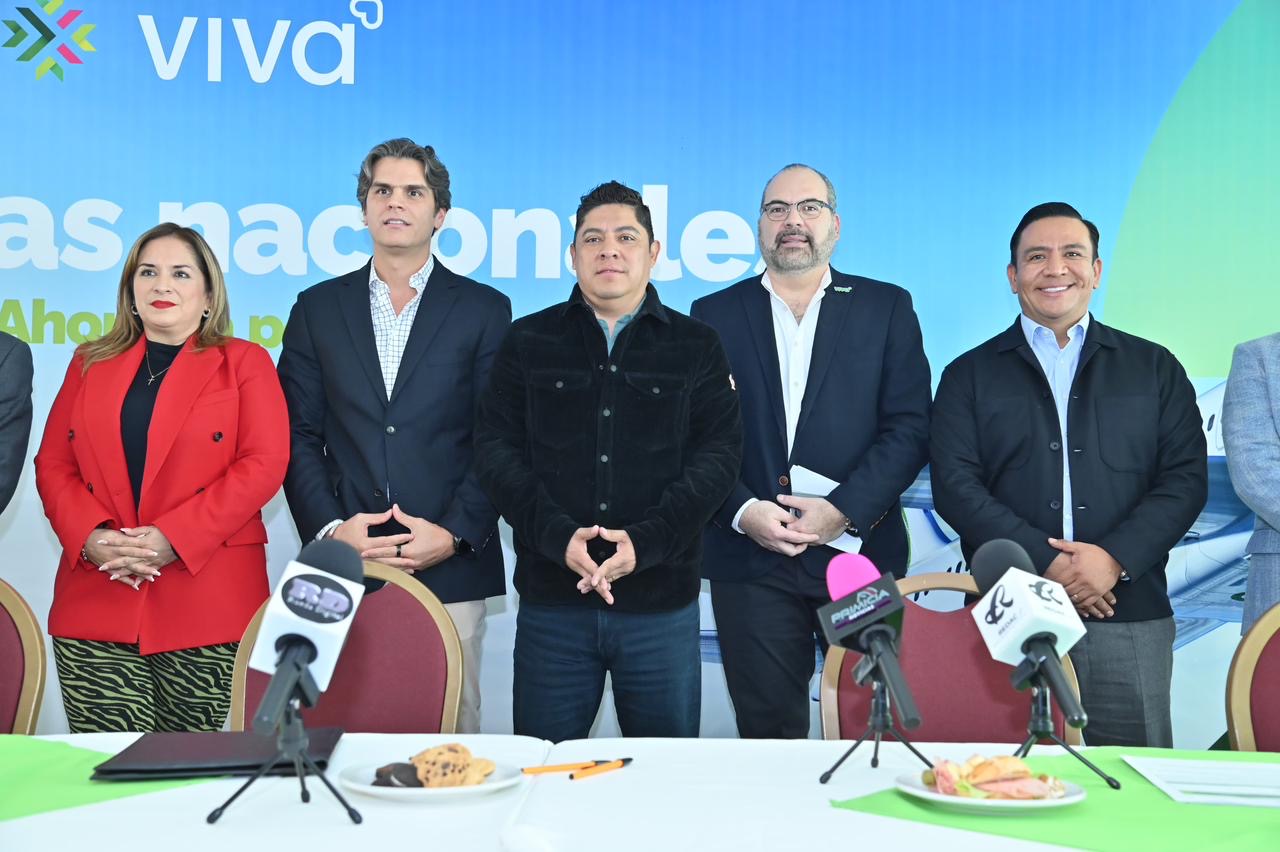 RICARDO GALLARDO LOGRA NUEVAS RUTAS AÉREAS A CDMX Y MONTERREY