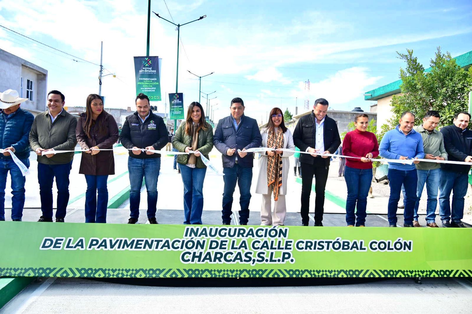 RICARDO GALLARDO LLEVA APOYOS SIN LÍMITES A SANTO DOMINGO Y CHARCAS