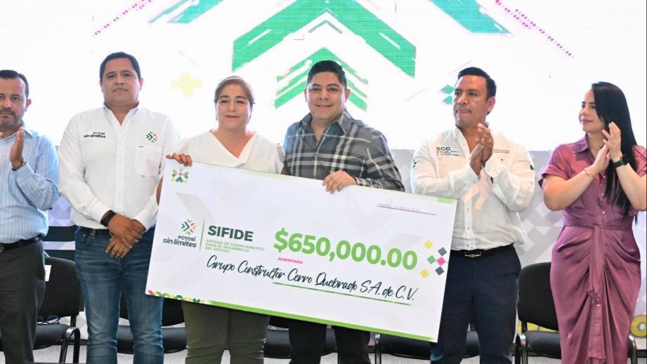 GOBIERNO ESTATAL RESPALDA CON MÁS DE 26 MILLONES DE PESOS A LA ECONOMÍA POTOSINA