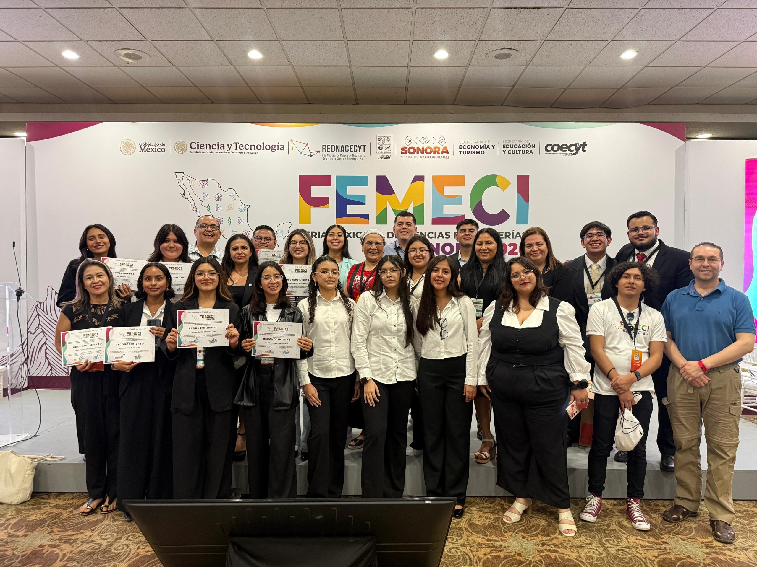 SAN LUIS CONSOLIDA LIDERAZGO EN FERIA NACIONAL DE CIENCIAS