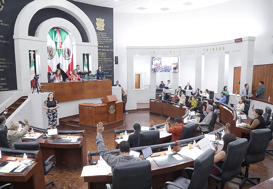 Aprobada reforma constitucional federal sobre límite de pensiones.