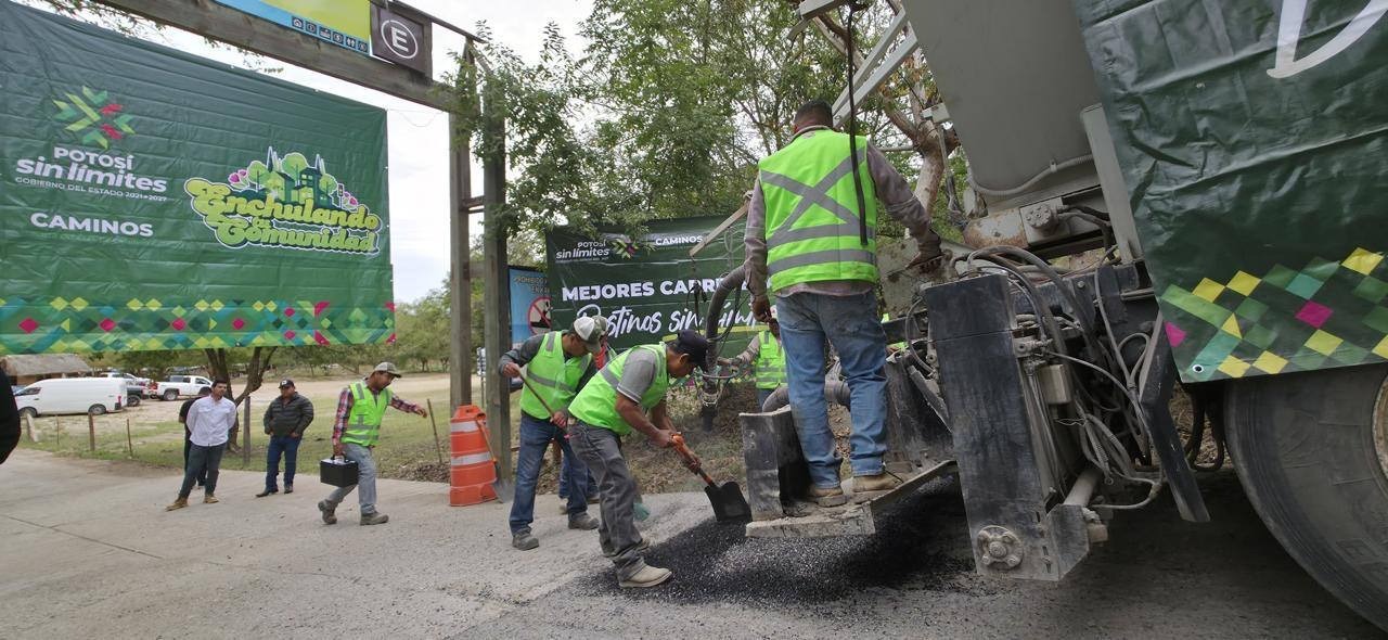 RICARDO GALLARDO FORTALECE CAMINOS