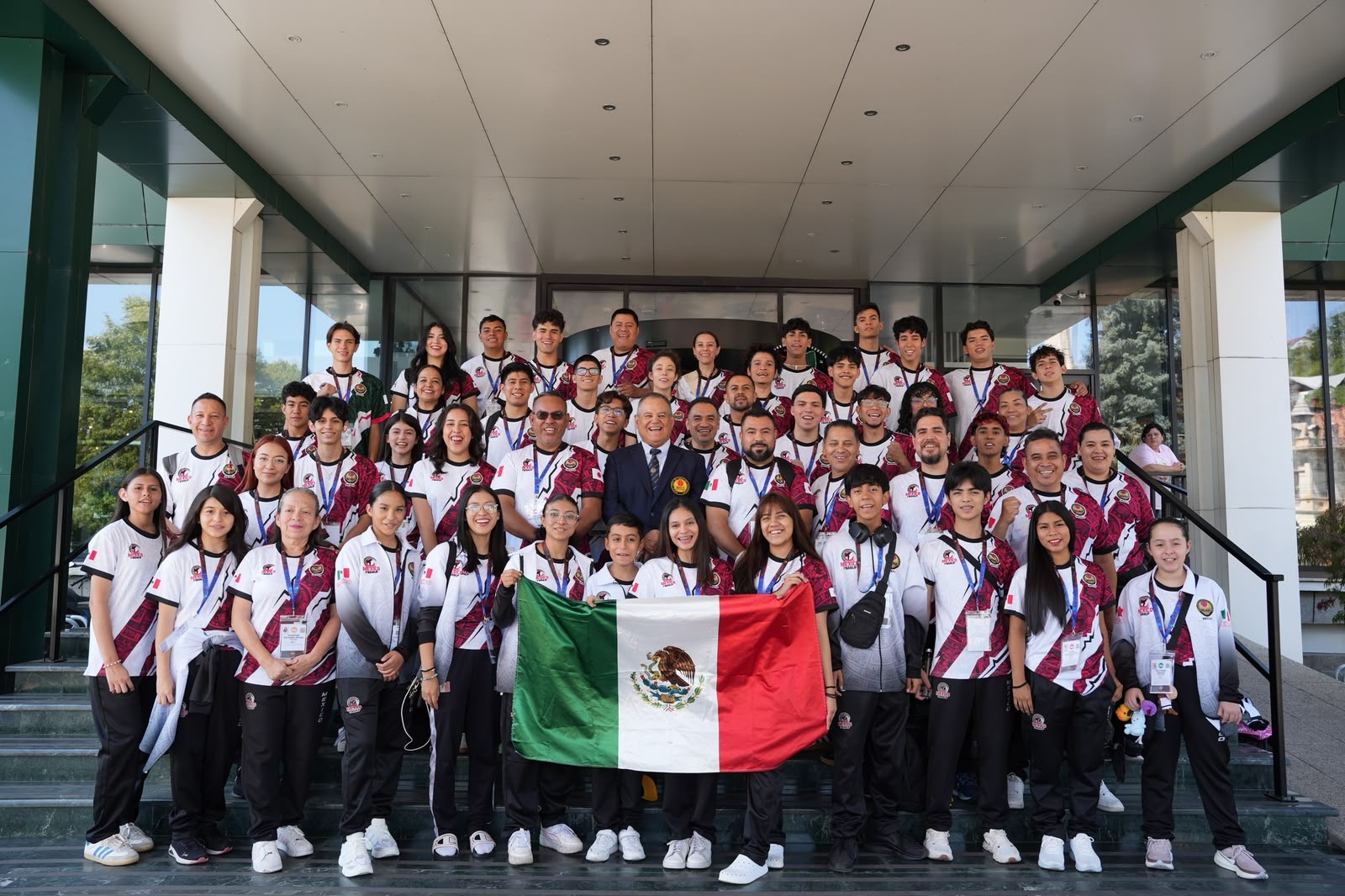 JÓVENES DE LA UNIVERSIDAD POLITÉCNICA BUSCAN HACER HISTORIA EN MUNDIAL DE KARATE