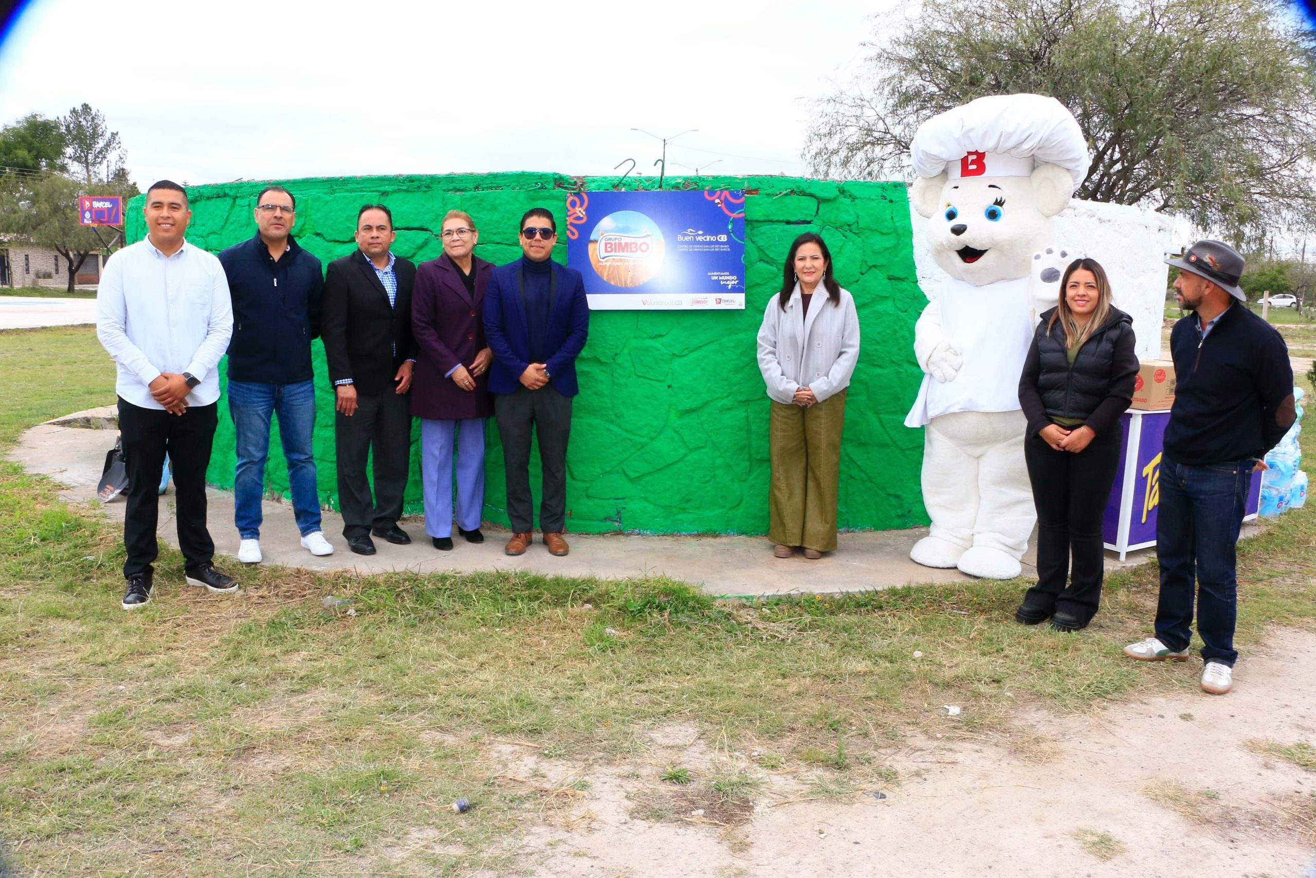VILLA DE POZOS Y GRUPO BIMBO TRANSFORMAN ESPACIOS PÚBLICOS EN BENEFICIO DE LAS FAMILIAS DE SANTA RITA